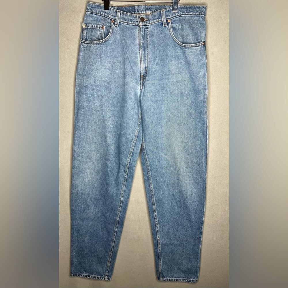 Vintage 560 Levi’s Made in Usa Size W38 L36 Loose Fit Tapered Leg Men’s